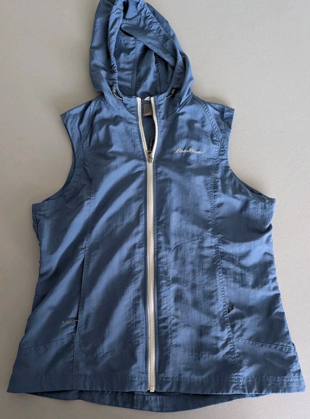 Eddie Bauer Vest Womens L Blue Hooded Zip Lightweight Windbreaker Hiking Camping